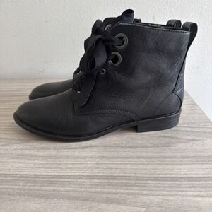 Nisolo Eva Everyday Women's 9 Black Leather Pull On Ankle Bootie Chelsea Shoes